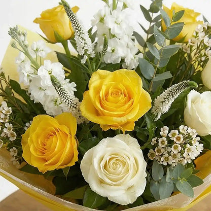 Sunny Roses Giftbox